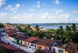 Bandidos se passam por funcionários dos Correios e fazem arrastão em residência
