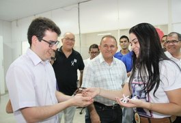 Campanha do Laço Branco mobiliza servidores e sociedade contra a violência em mulheres