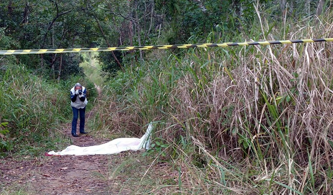 Antebraço de adolescente morto a golpes de facão é encontrado em Boca da Mata