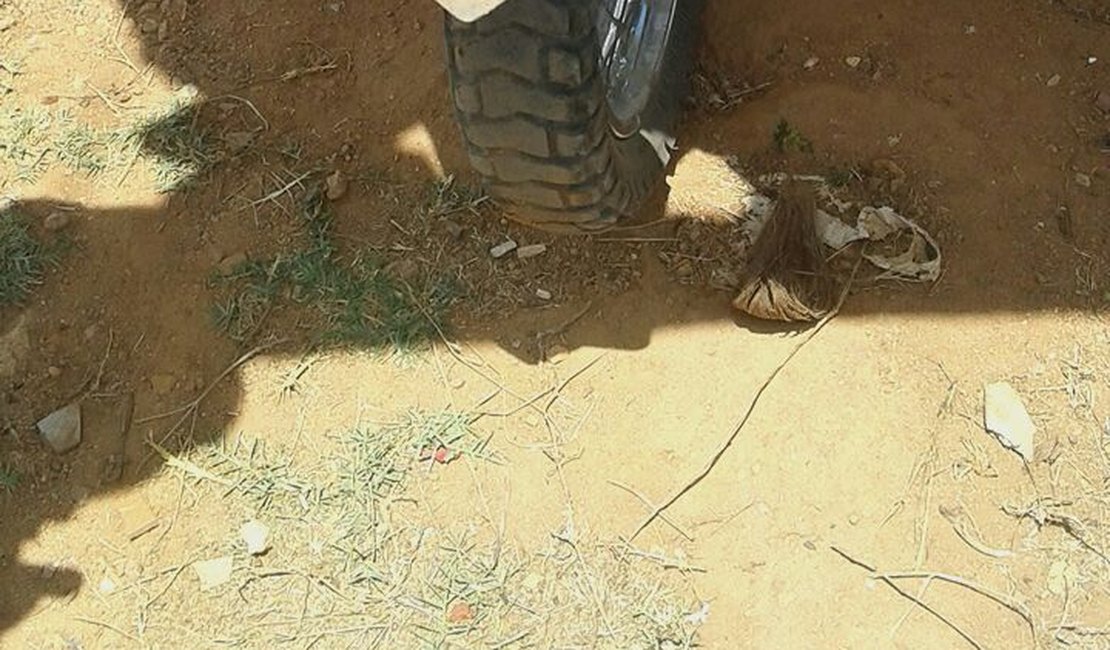 PM recupera, em Arapiraca, moto roubada em Maceió