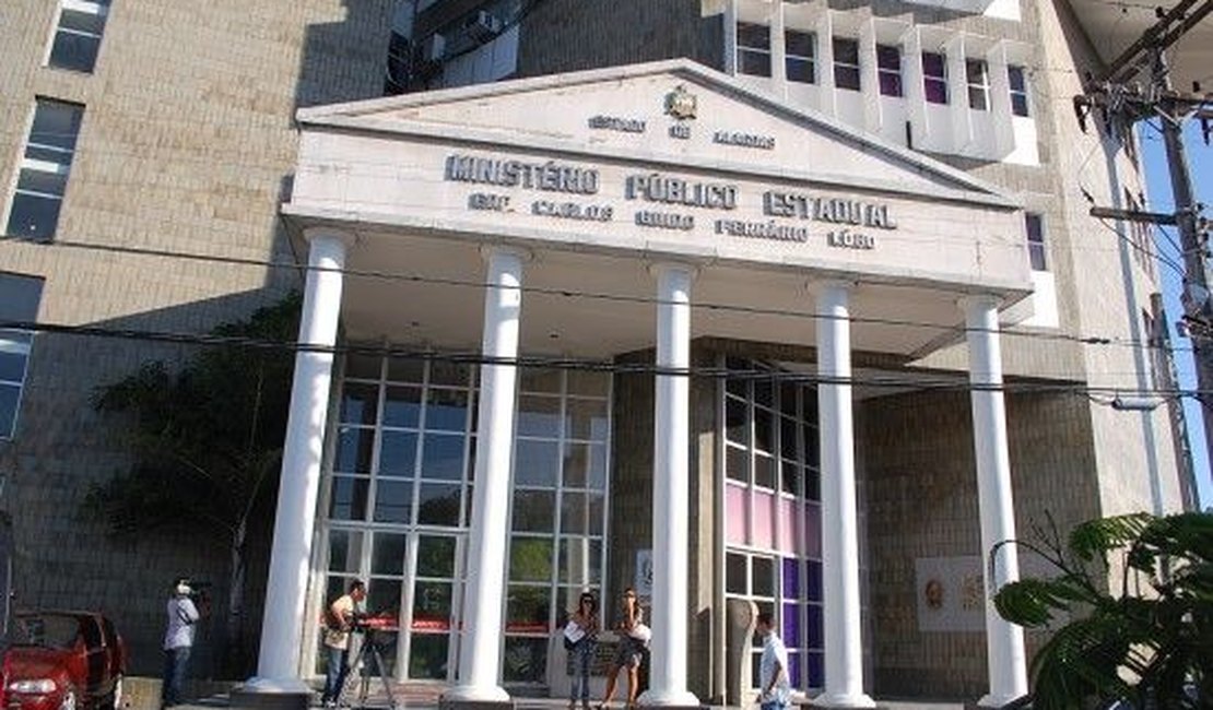 Ministério Público solicita bloqueio de bens de ex-prefeito de São Luís do Quitunde