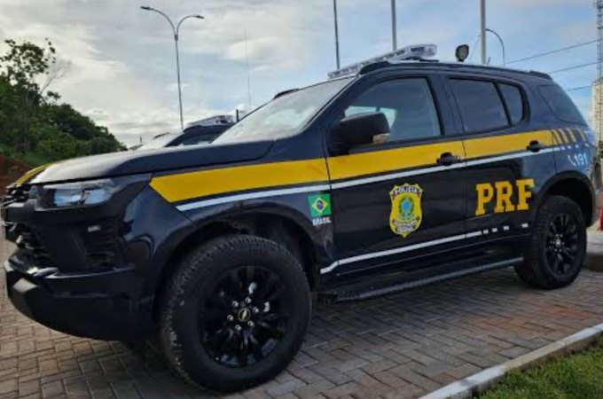 PRF prende motorista com carro clonado durante fiscalização em Satuba