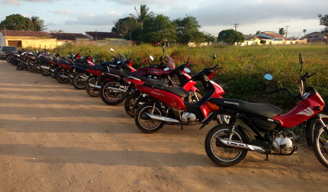 VÍDEO: Polícia encontra depósito com 26 motos roubadas em Arapiraca