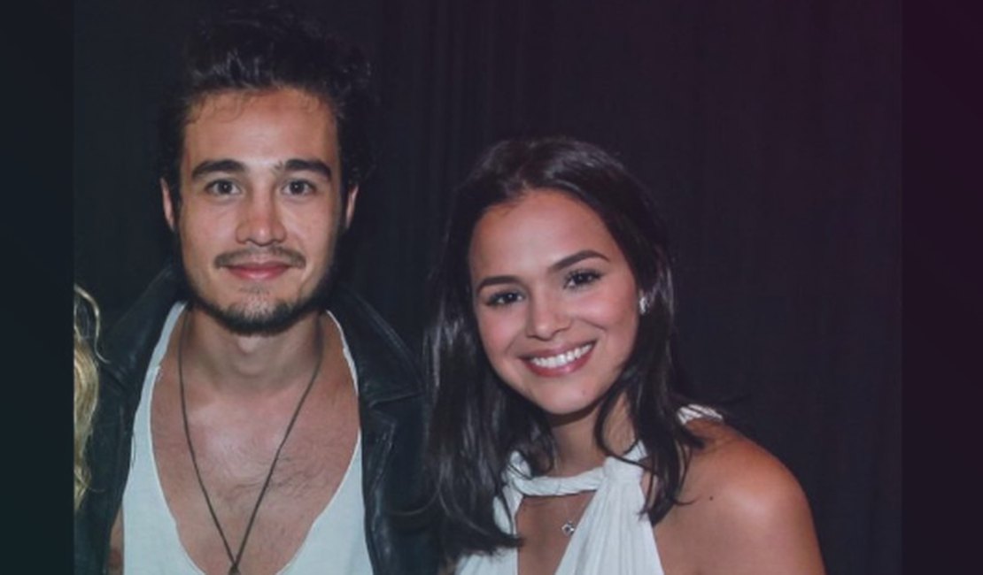 Tiago Iorc fala sobre fim de relacionamento e suposto namoro com Bruna Marquezine
