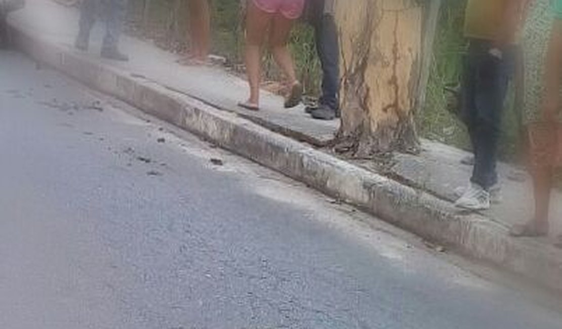 Motociclista morre após colidir contra carro durante ultrapassagem no interior de AL