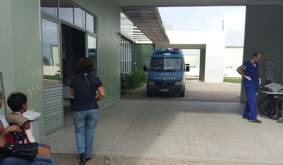 Mulher fratura a perna após colisão no bairro Jardim Esperança, em Arapiraca