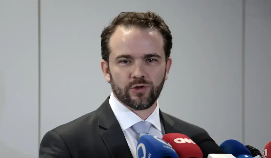 Novo Desenrola permitirá uso do FGTS para renegociação de dívidas