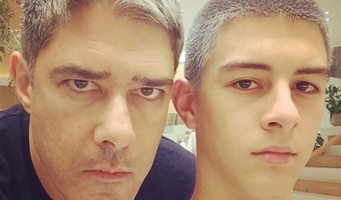 William Bonner denuncia que dados do filho foram usados para receber auxílio emergencial