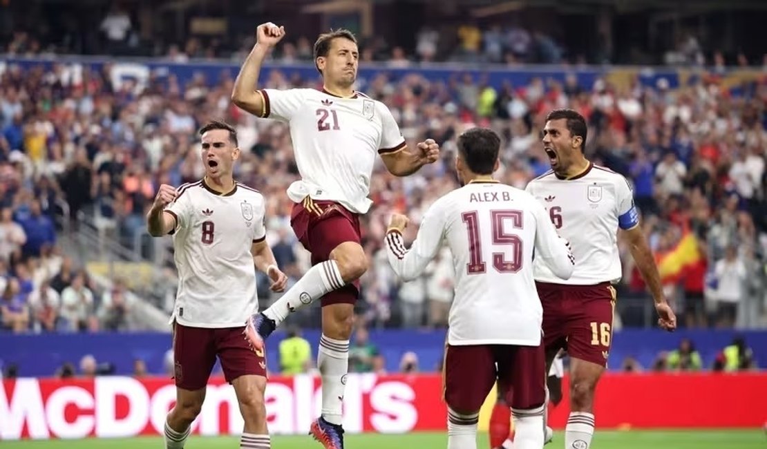 Espanha vence a França por 2 a 0 e garante vaga na final da Copa do Mundo