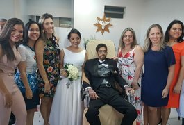 Jovem com câncer que casou semana passada morre no hospital