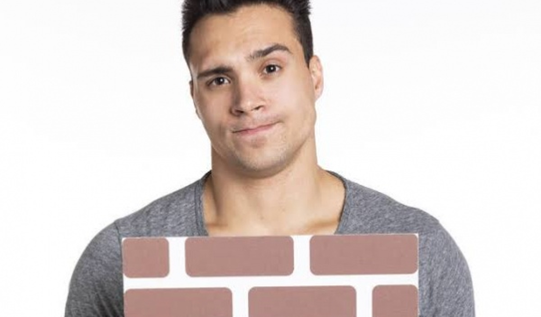 BBB: Polícia Civil entrega intimação para Petrix na Globo