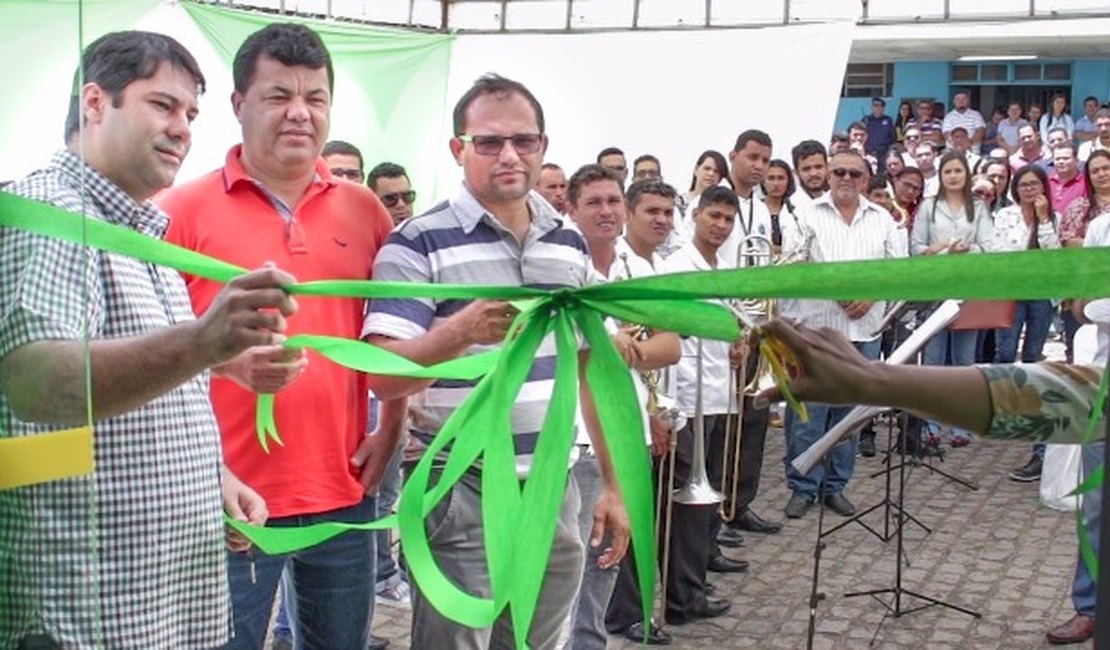 População de Girau do Ponciano recebe Policlínica Municipal com estrutura de clínica particular