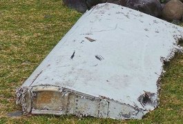 Malásia confirma que asa encontrada no mar pertence ao voo MH-370