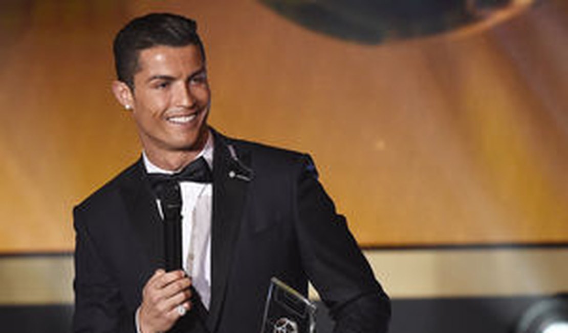 Cristiano Ronaldo é o melhor do mundo pela terceira vez