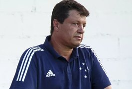 Técnico de futebol, Adilson Batista sofre infarto e é internado em hospital de Curitiba