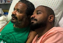 Sambista Arlindo Cruz volta a falar após três anos do AVC