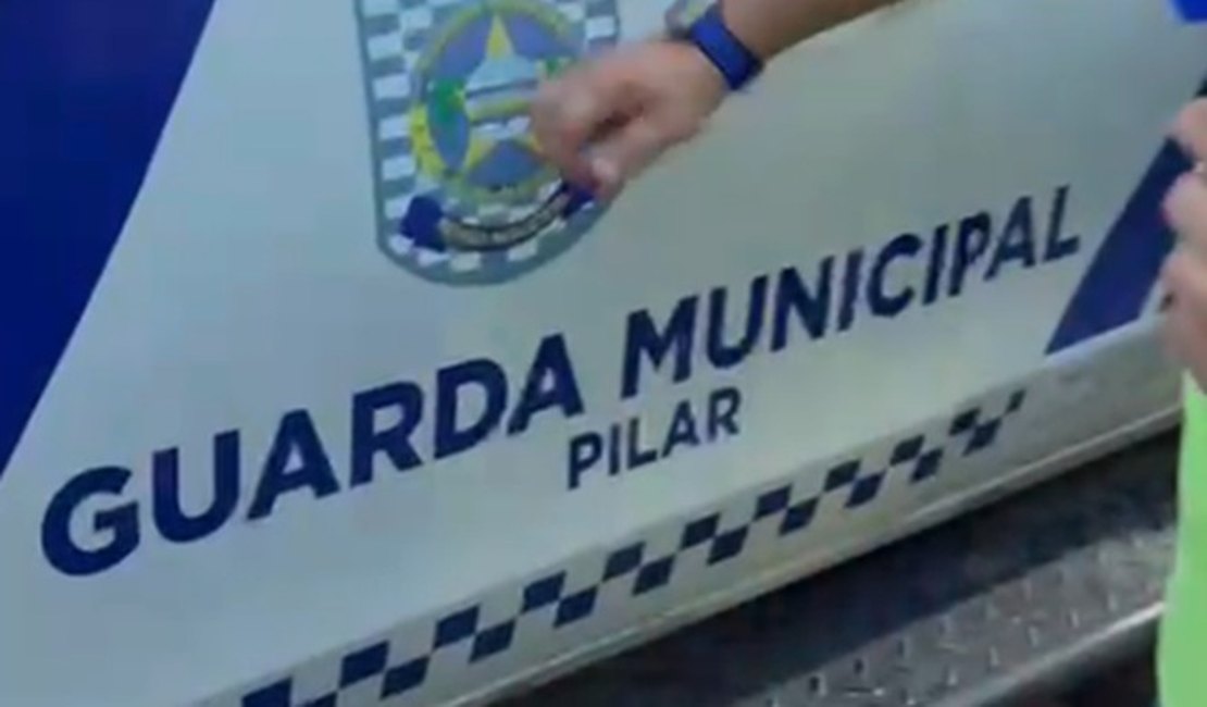 Guarda Municipal de Pilar prende homem que agrediu companheira em residência