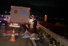 Acidente entre motocicletas deixa um morto e outro gravemente ferido no trevo da BR-316, em Pilar