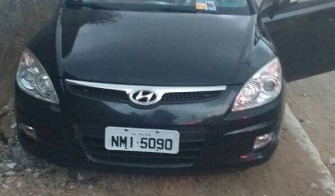 Veículo roubado em Maceió é recuperado pela polícia