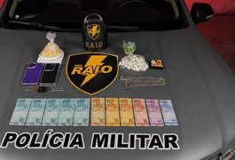 Companhia Raio prende casal com drogas após tentativa de roubo na Pajuçara, em Maceió