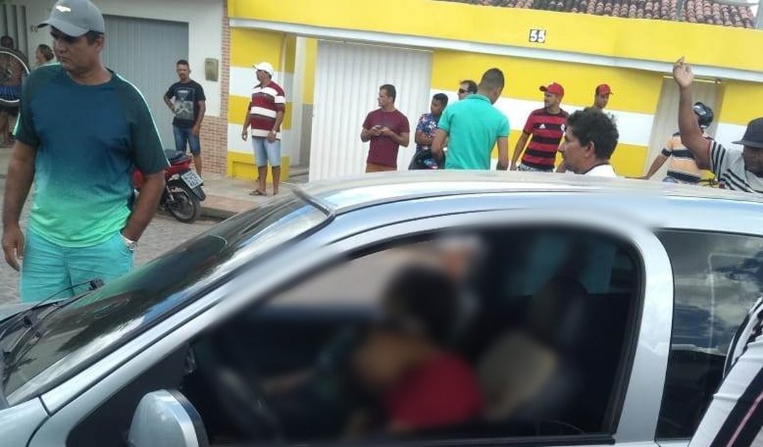 Irmãos são assassinados a tiros dentro de carro no bairro São Luiz, em Arapiraca