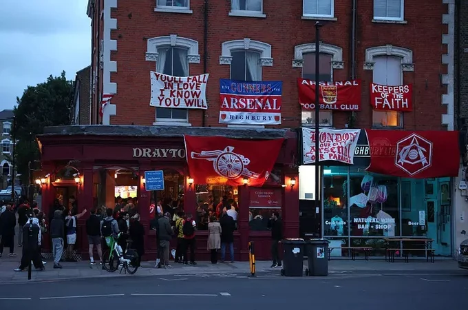 Arsenal é campeão sem entrar em campo e encerra jejum na Premier League