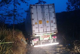 Força Tática e PRF recuperam veículo roubado em Atalaia