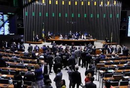 PEC dos gastos públicos não resolve desequilíbrio fiscal, diz economista