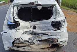 Acidente envolvendo quatro veículos deixa feridos em rodovia alagoana