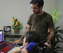 Arapiraquenses criam projeto para deficientes se comunicarem