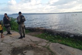 Corpo de homem é encontrado boiando às margens da Lagoa Mundaú, em Maceió
