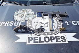 Polícia Militar apreende uma submetralhadora na cidade de Roteiro