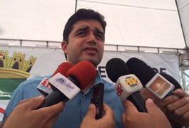 Rui Palmeira diz que fará concurso público para Educação de Maceió