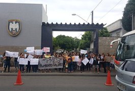 Espírito Santo fica sem policiamento nas ruas e caos é instalado