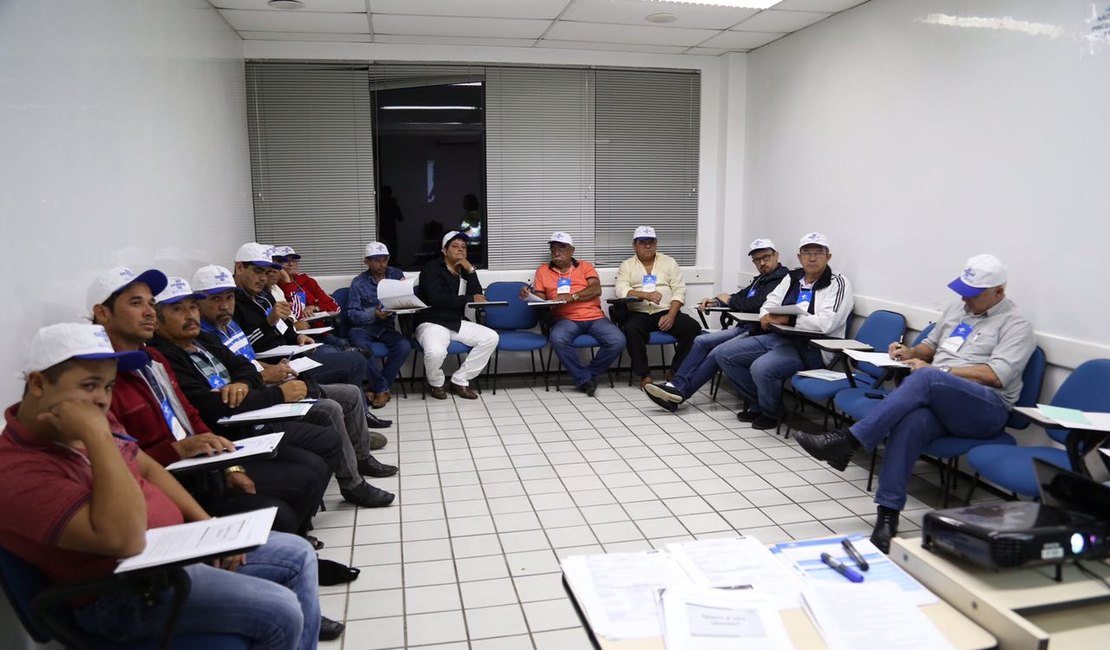 Marchantes são capacitados para melhorar atendimento aos consumidores