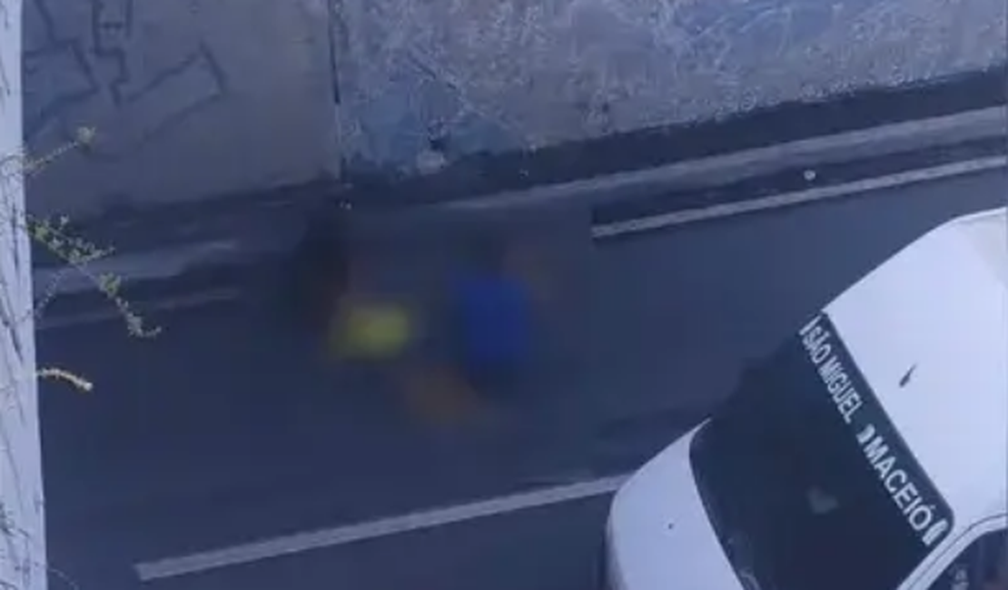 Homem fica ferido após queda de cerca de seis metros sob viaduto do Jacintinho, em Maceió