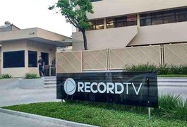 Record enfrenta surto de Covid-19 e demite funcionários afastados