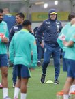 Brasil inicia preparação para jogo contra o Chile