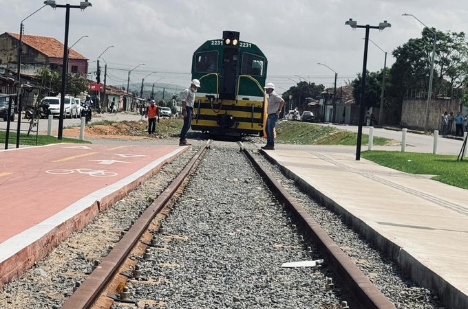 Ministro dos Transportes e diretor da FTL acompanham andamento de obras do VLT em Arapiraca