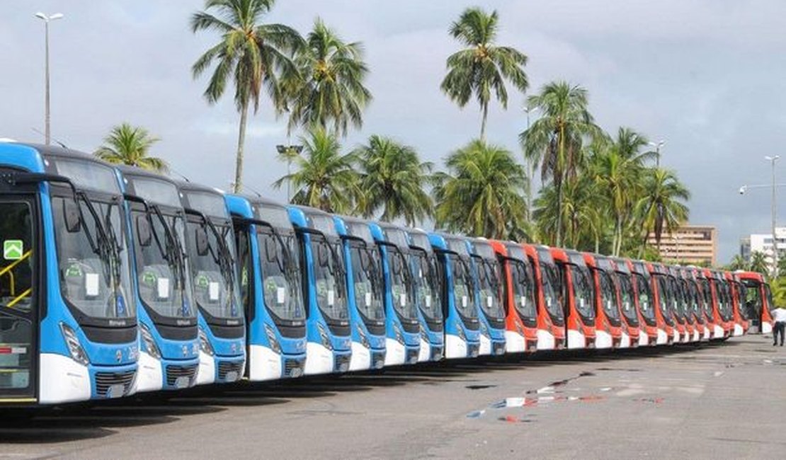 Greve: 400 mil pessoas ficam sem ônibus nesta sexta em Maceió