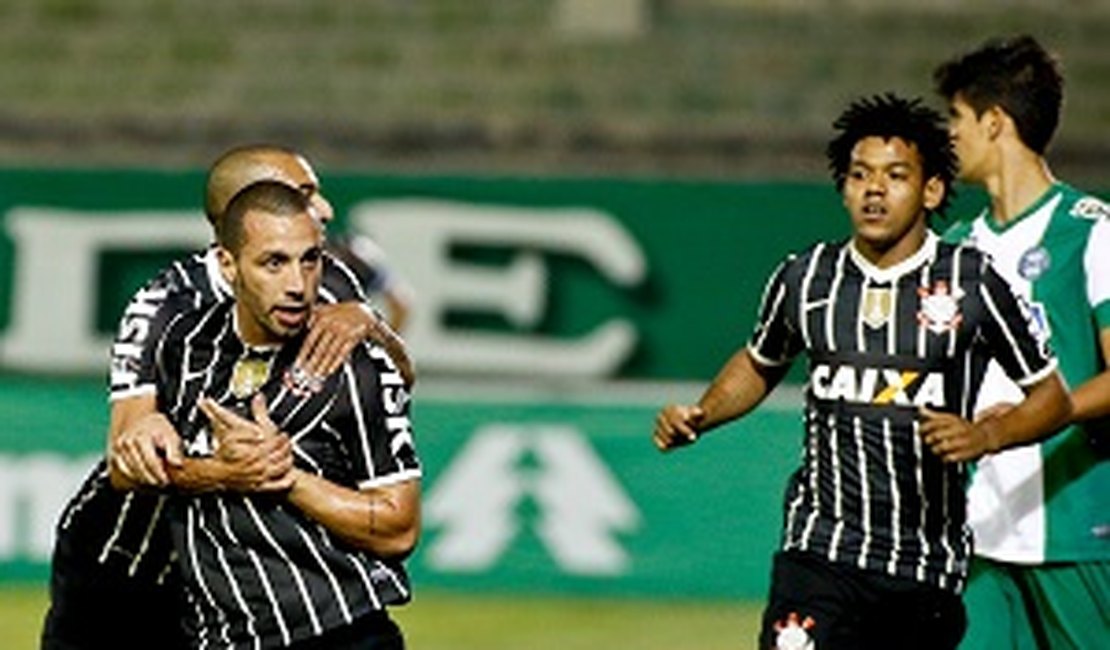 Guilherme marca e Corinthians volta de Curitiba com vitória