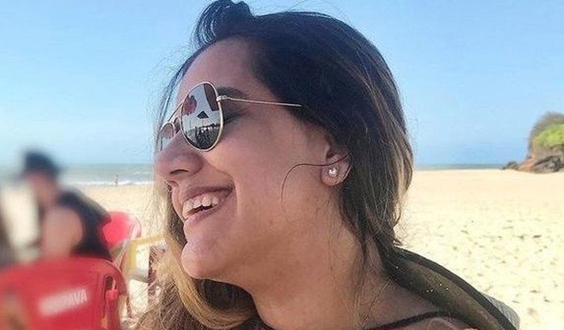 Morre fisioterapeuta baleada durante assalto, em Fortaleza
