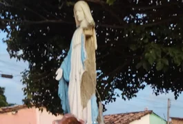 Vândalos destroem imagem de Nossa Senhora das Graças em Maceió