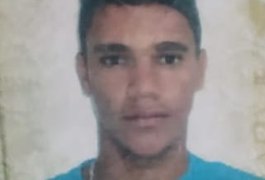 Homem é assassinado com golpes de faca após discussão na AL-220