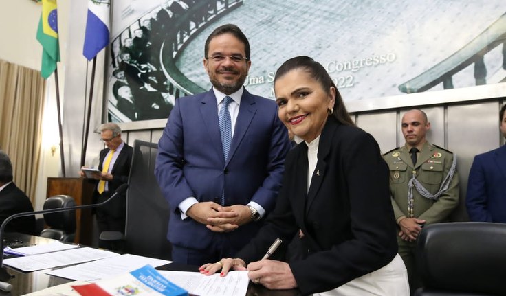 Ângela Garrote toma posse no lugar de Rose Davino ﻿na Assembleia Legislativa