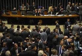 Câmara rejeita criação de cotas para mulheres no Legislativo