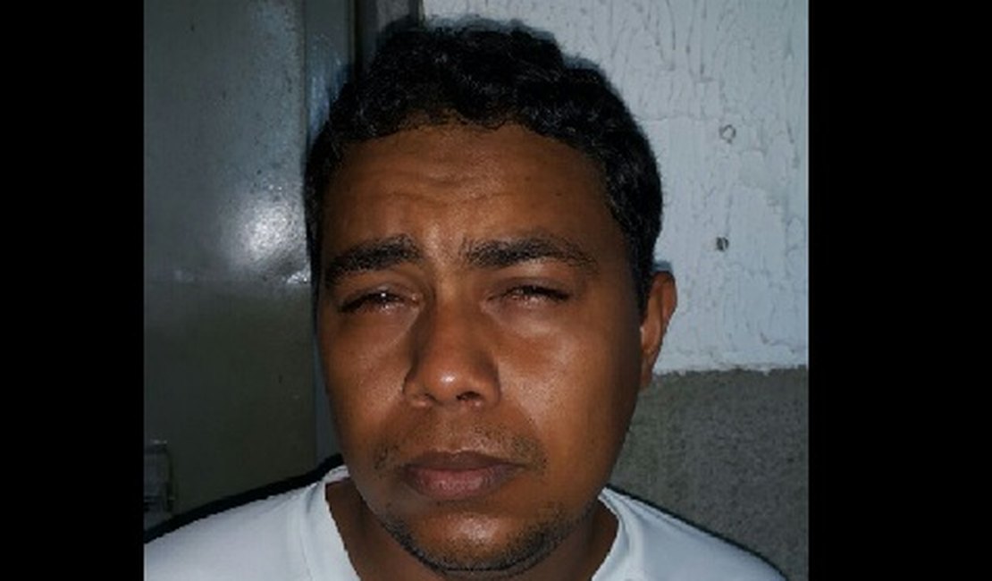 Frentista suspeito de tráfico de drogas é detido em União dos Palmares