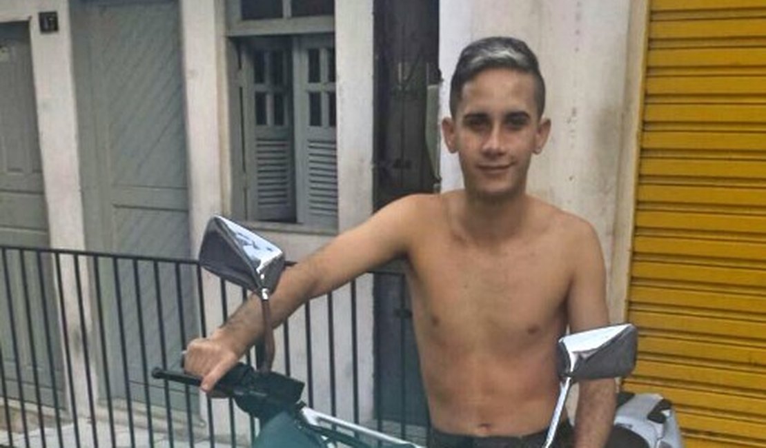 Jovem é assassinado em loja de conveniência do bairro Boa Vista, em Arapiraca