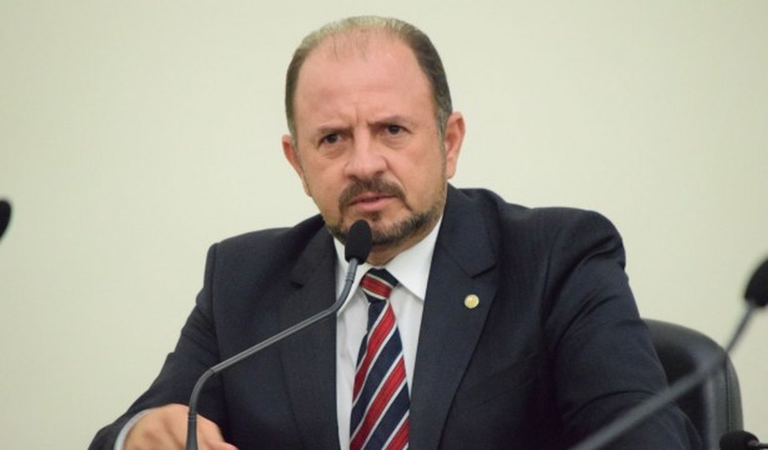 Justiça determina bloqueio de bens do deputado estadual Antônio Albuquerque
