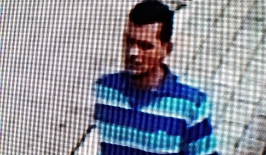 Vídeo: Câmeras de segurança flagram assalto no bairro Alto do Cruzeiro, em Arapiraca